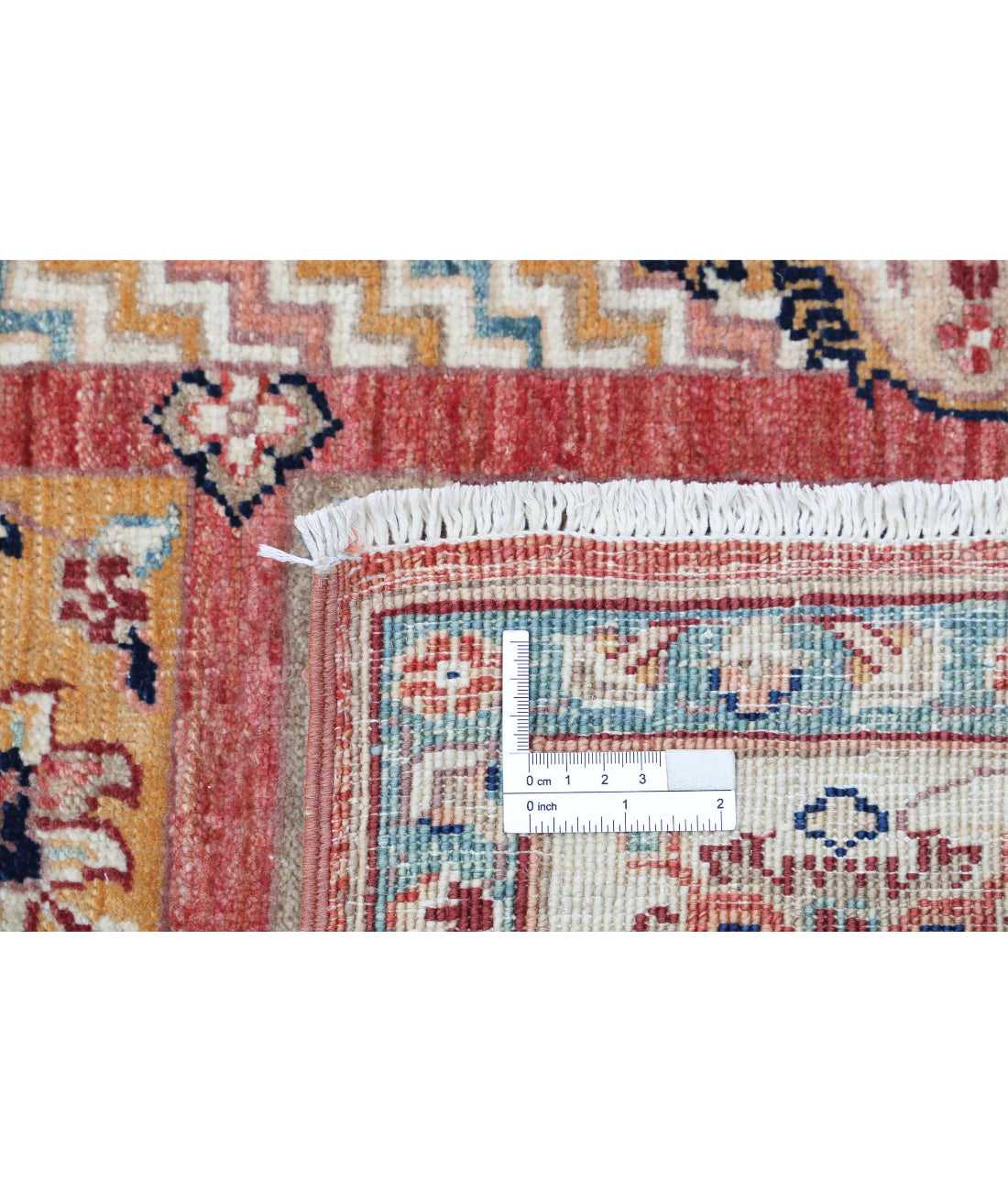 Hand Knotted Bakhtiari Wool Rug - 4'9'' x 6'5'' 4'9'' x 6'5'' (143 X 193) / Peach / Ivory