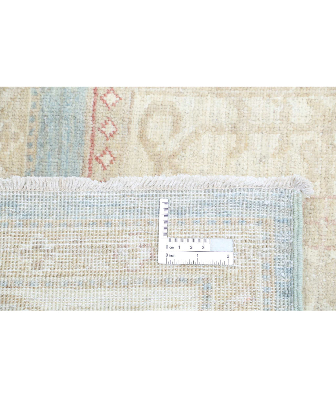 Hand Knotted Bakhtiari Wool Rug - 6'8'' x 9'10''