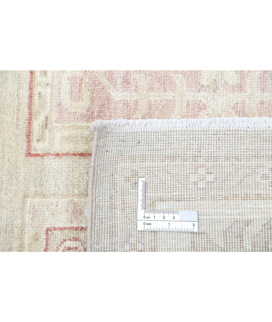 Hand Knotted Bakhtiari Wool Rug - 6'4'' x 9'3'' 6'4'' x 9'3'' (190 X 278) / Taupe / Ivory