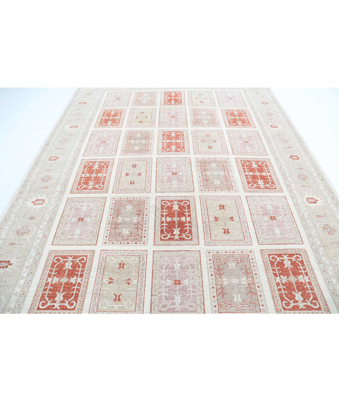 Hand Knotted Bakhtiari Wool Rug - 8'4'' x 11'6'' 8'4'' x 11'6'' (250 X 345) / Ivory / Grey