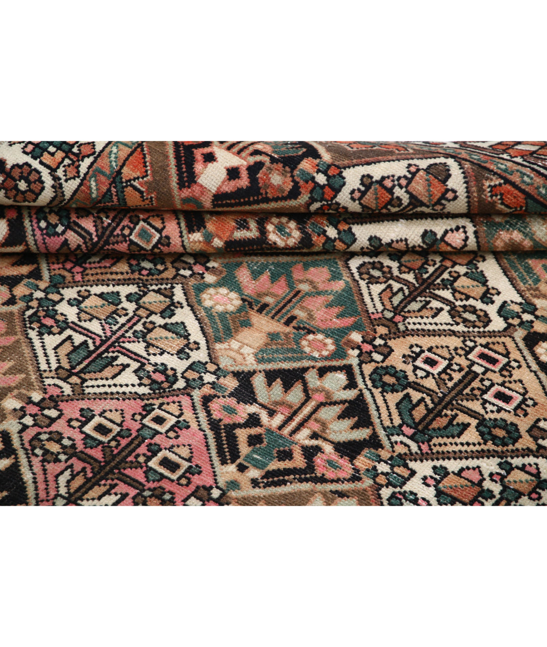Hand Knotted Vintage Persian Bakhtiari Wool Rug - 6'7'' x 9'6'' 6'7'' x 9'6'' (198 X 285) / Brown / Ivory
