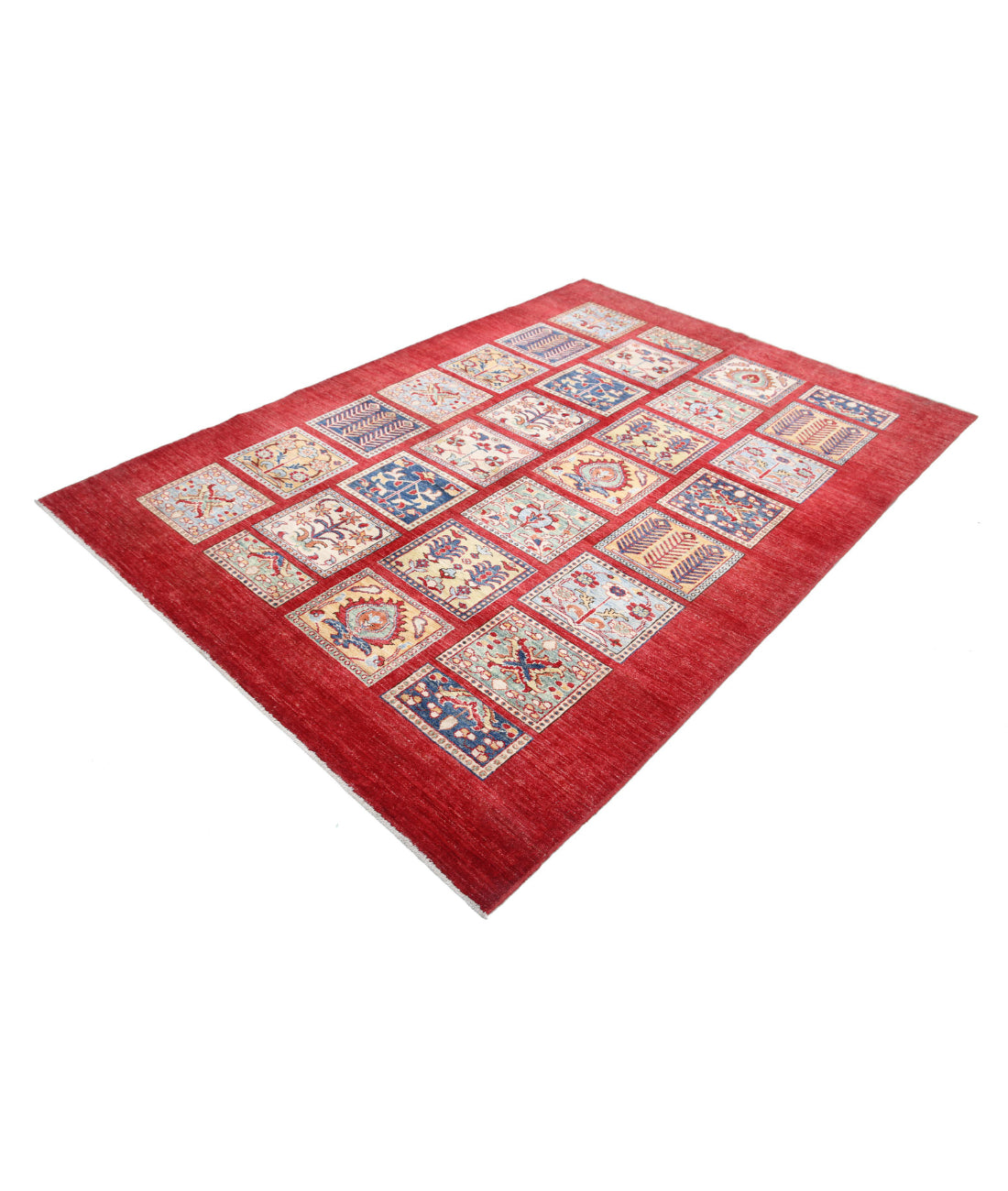 Hand Knotted Bakhtiari Wool Rug - 5'9'' x 8'0'' 5'9'' x 8'0'' (173 X 240) / Red / Red