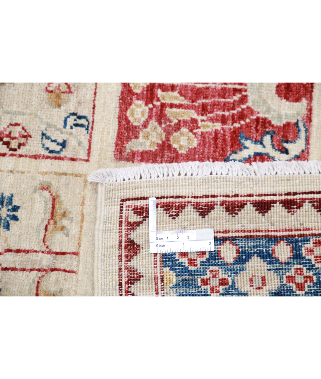 Hand Knotted Bakhtiari Wool Rug - 5'7'' x 7'6'' 5'7'' x 7'6'' (168 X 225) / Multi / Grey