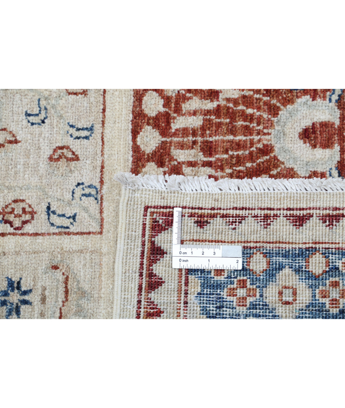 Hand Knotted Bakhtiari Wool Rug - 5'7'' x 7'4''