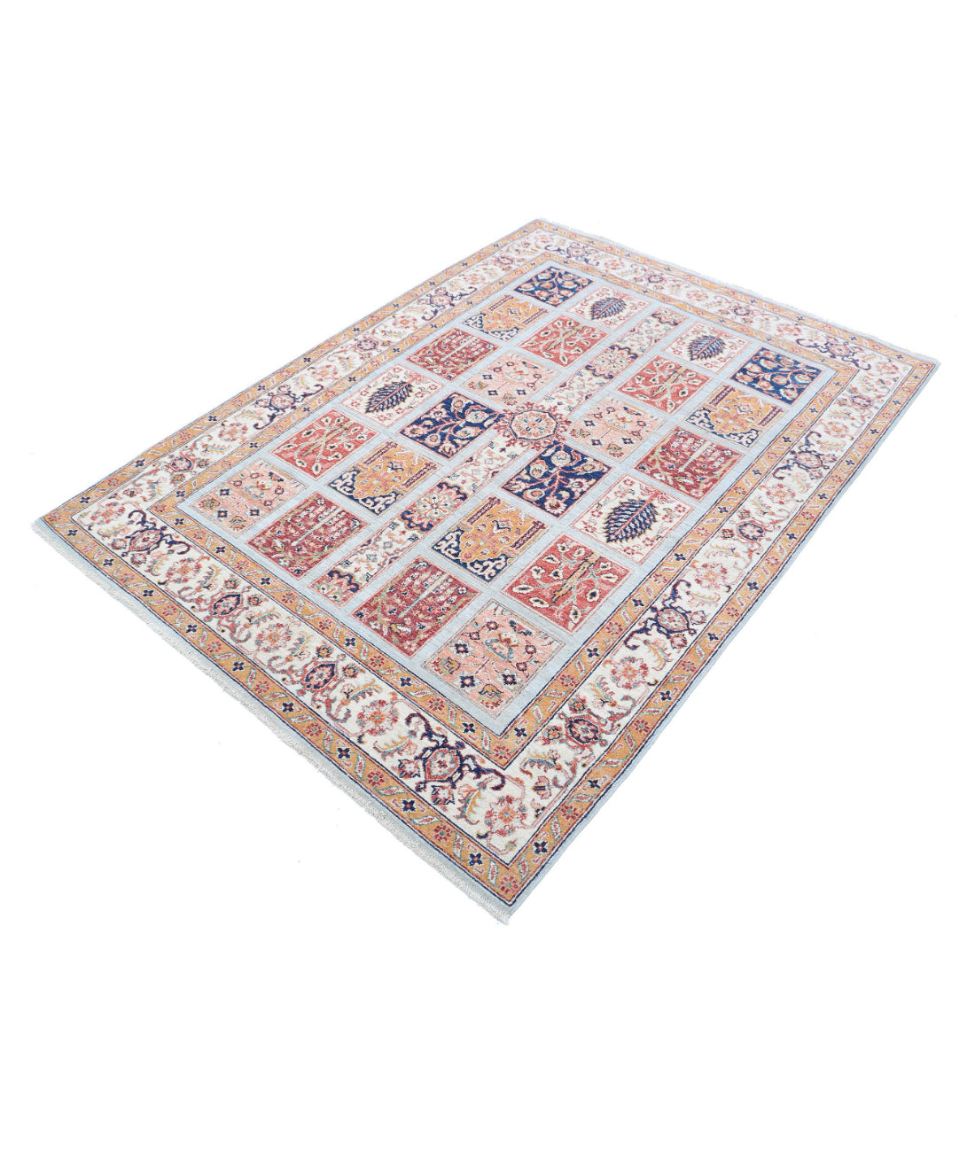 Hand Knotted Bakhtiari Wool Rug - 4'9'' x 6'5'' 4'9'' x 6'5'' (143 X 193) / Multi / Ivory