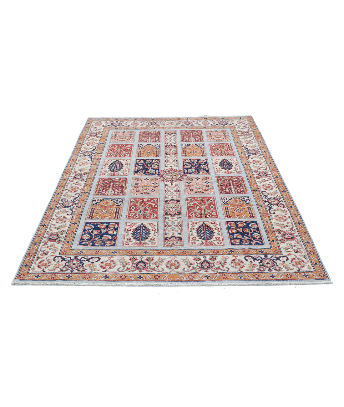 Hand Knotted Bakhtiari Wool Rug - 4'9'' x 6'5'' 4'9'' x 6'5'' (143 X 193) / Multi / Ivory