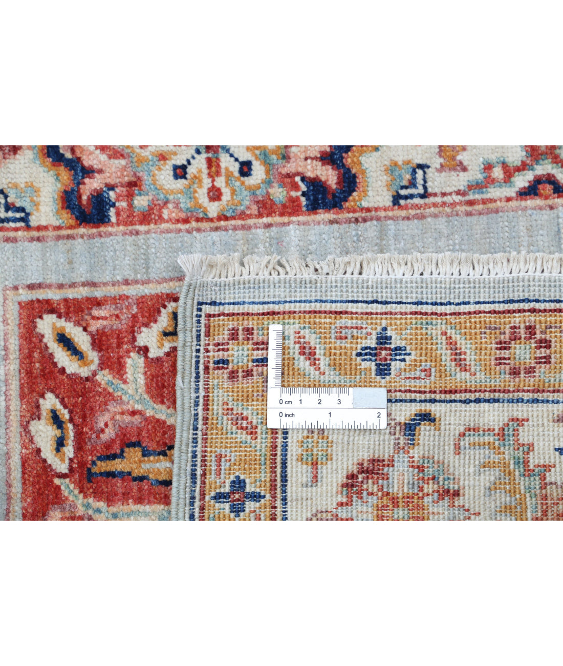 Hand Knotted Bakhtiari Wool Rug - 4'9'' x 6'5'' 4'9'' x 6'5'' (143 X 193) / Multi / Ivory
