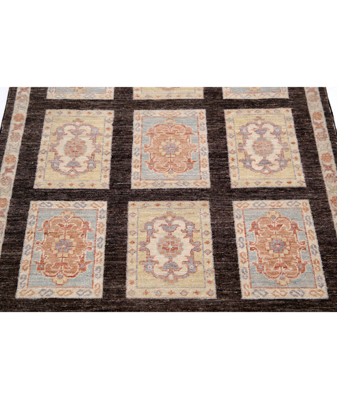 Hand Knotted Bakhtiari Wool Rug - 3'3'' x 5'1'' 3'3'' x 5'1'' (98 X 153) / Brown / Brown