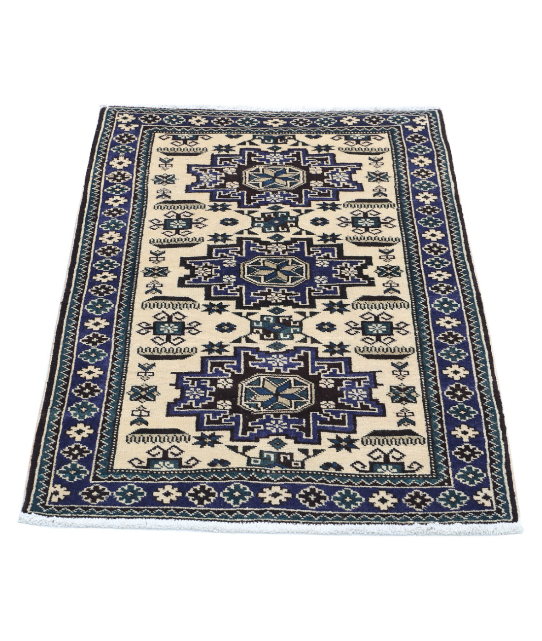 Hand Knotted Persian Kazak Wool Rug - 2'5'' x 3'4'' 2'5'' x 3'4'' (73 X 100) / Ivory / Blue