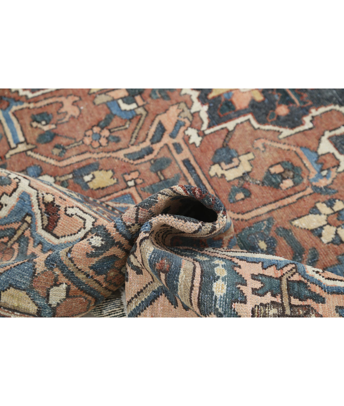 Hand Knotted Vintage Persian Bakhtiari Wool Rug - 10'0'' x 11'11'' 10'0'' x 11'11'' (300 X 358) / Rust / Peach