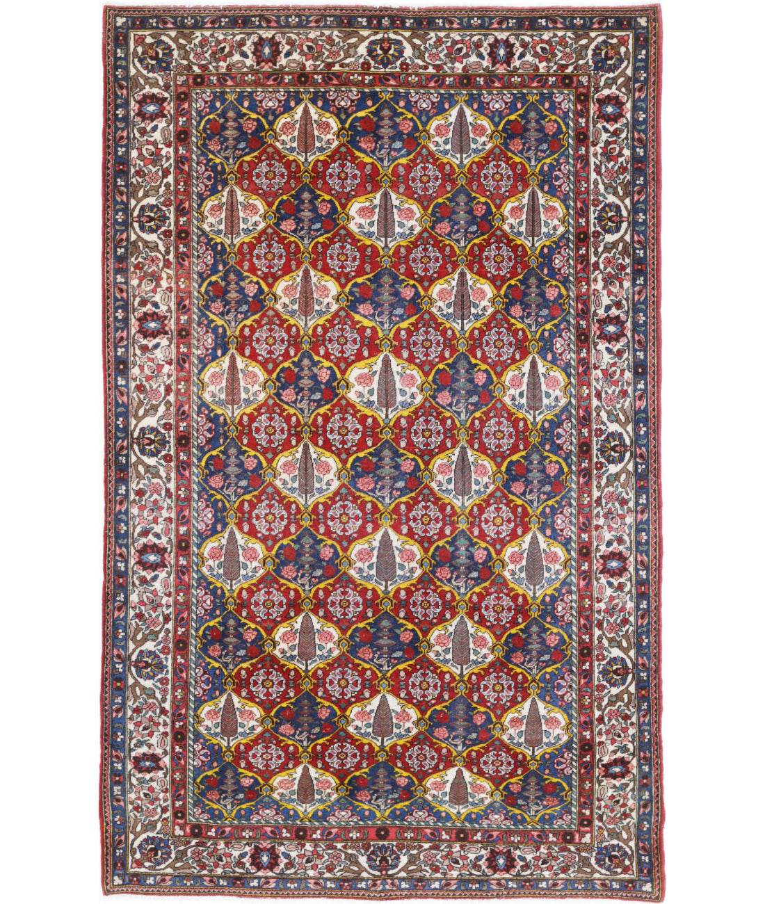 Hand Knotted Antique Persian Bakhtiari Wool Rug - 5&#39;1&#39;&#39; x 8&#39;3&#39;&#39; 5&#39;1&#39;&#39; x 8&#39;3&#39;&#39; (153 X 248) / Red / Ivory