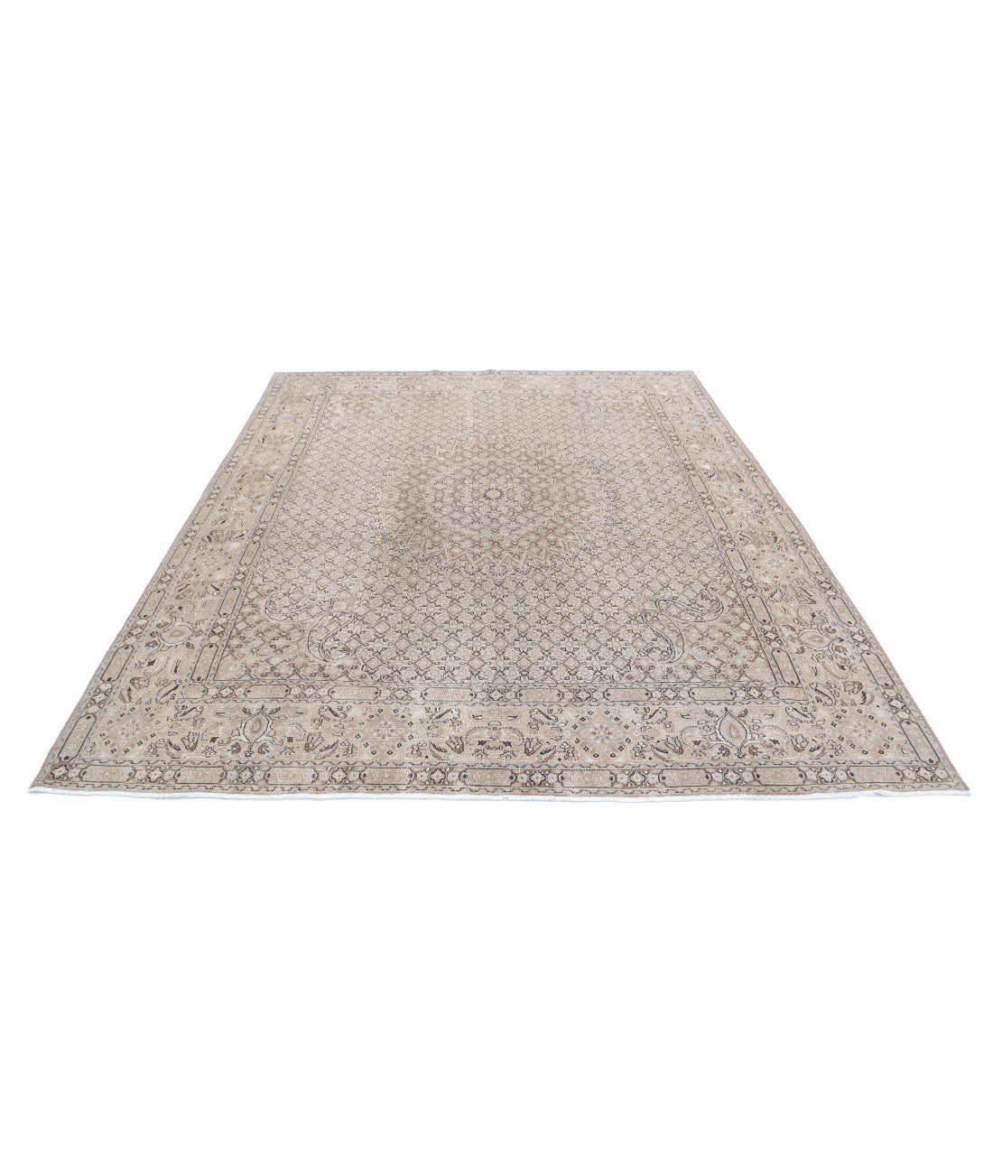 Hand Knotted Vintage Persian Bijar Wool Rug - 7'9'' x 9'7'' 7'9'' x 9'7'' (233 X 288) / Taupe / Brown