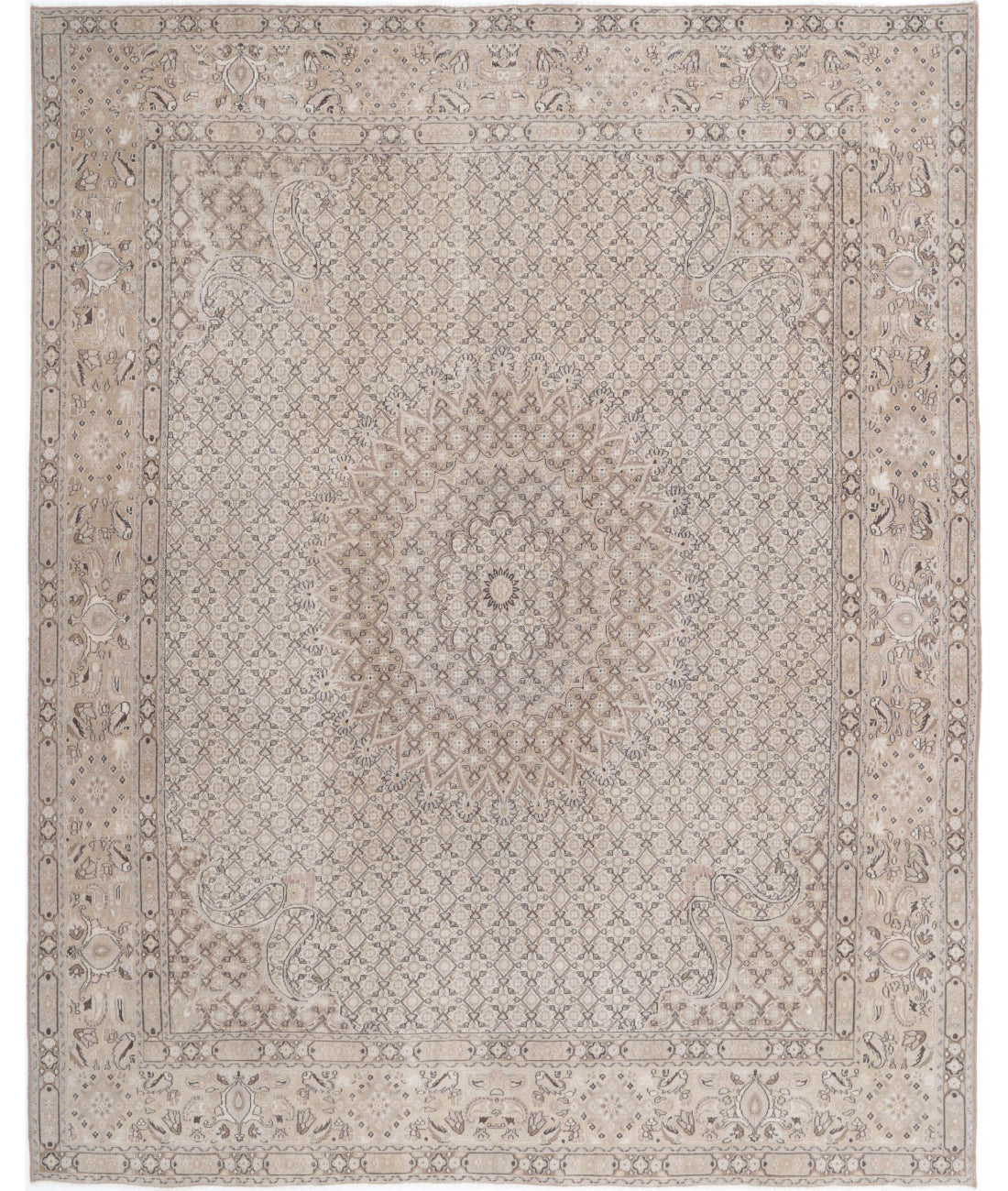 Hand Knotted Vintage Persian Bijar Wool Rug - 7&#39;9&#39;&#39; x 9&#39;7&#39;&#39; 7&#39;9&#39;&#39; x 9&#39;7&#39;&#39; (233 X 288) / Taupe / Brown
