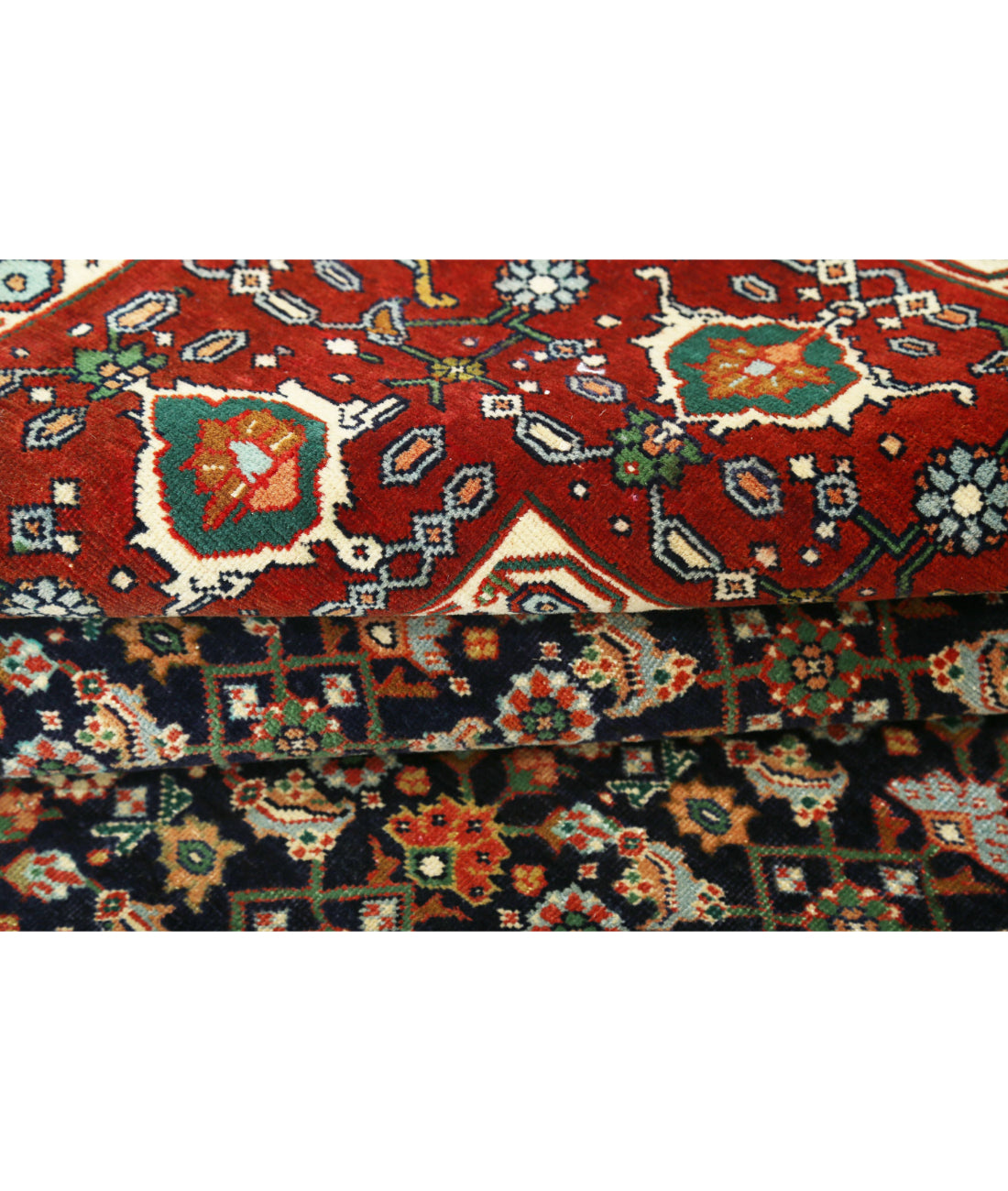 Hand Knotted Persian Bijar Wool Rug - 9'11'' x 13'4'' 9'11'' x 13'4'' (298 X 400) / Blue / Red