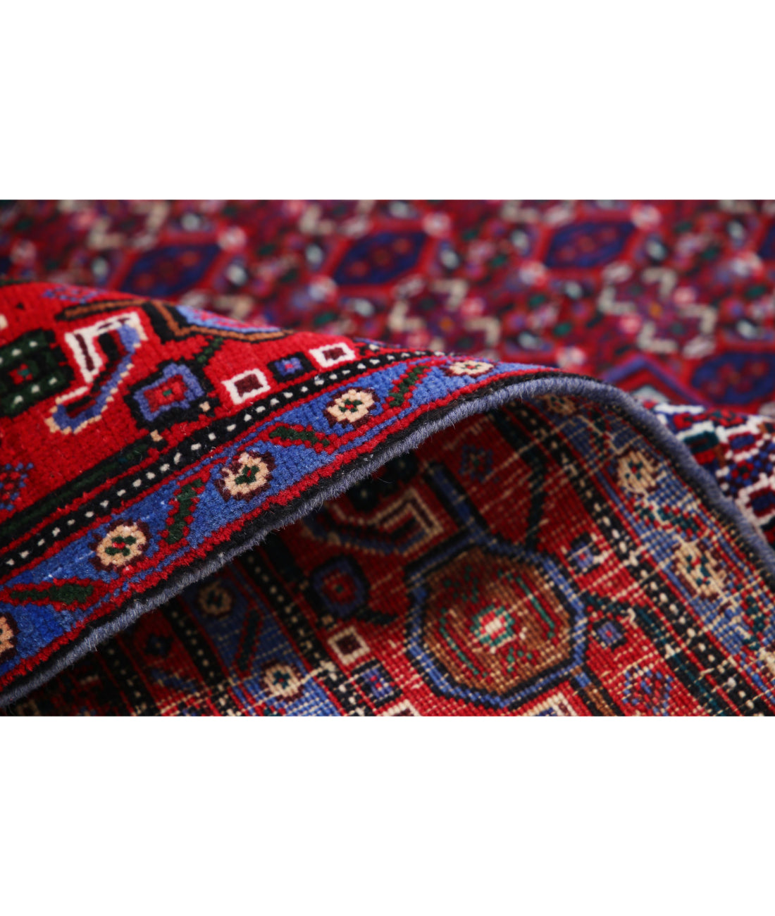 Hand Knotted Persian Bijar Wool Rug - 6'8'' x 10'11'' 6'8'' x 10'11'' (200 X 328) / Blue / Red