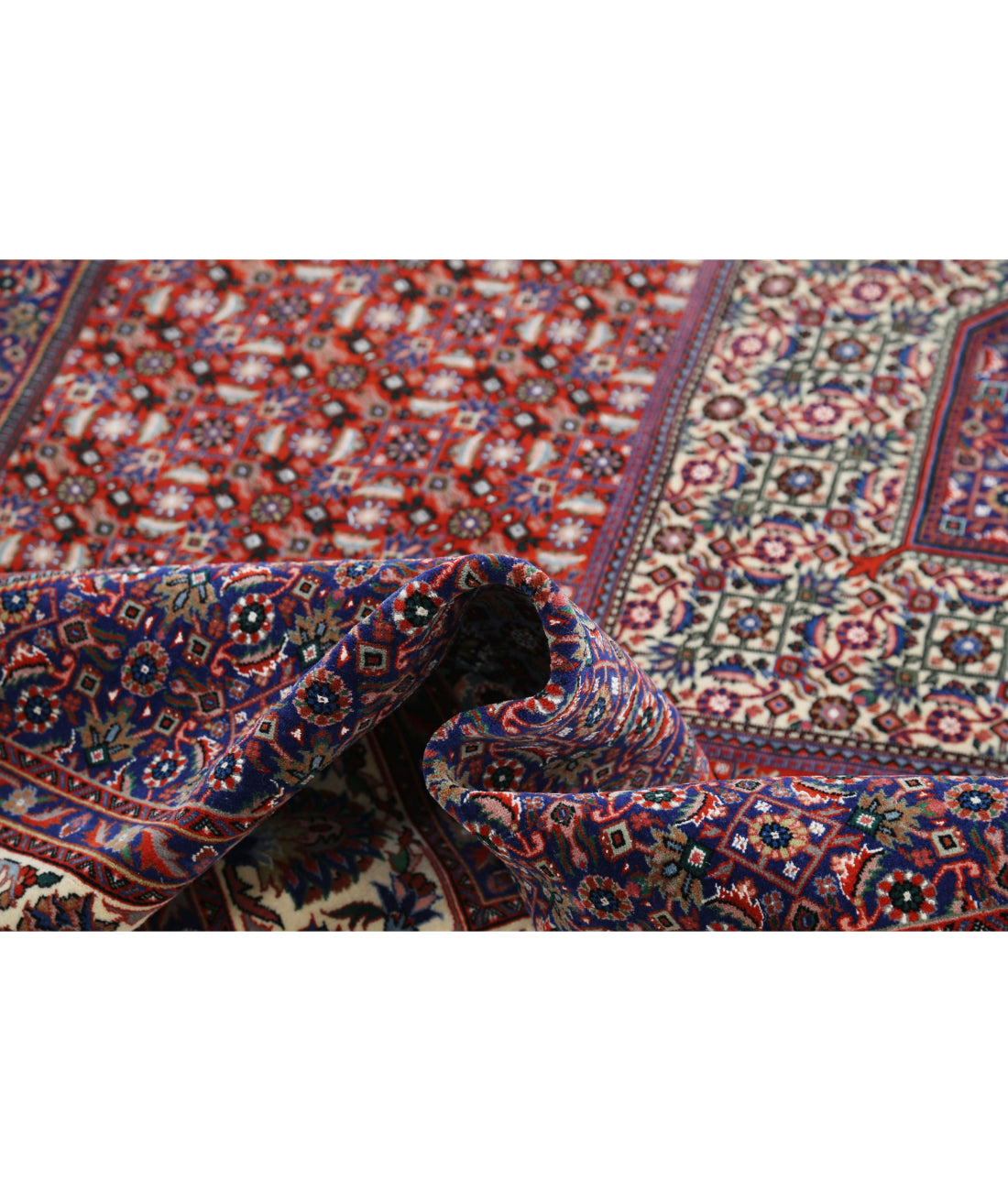 Hand Knotted Persian Bijar Wool & Silk Rug - 6'6'' x 9'9'' 6'6'' x 9'9'' (195 X 293) / Red / Ivory