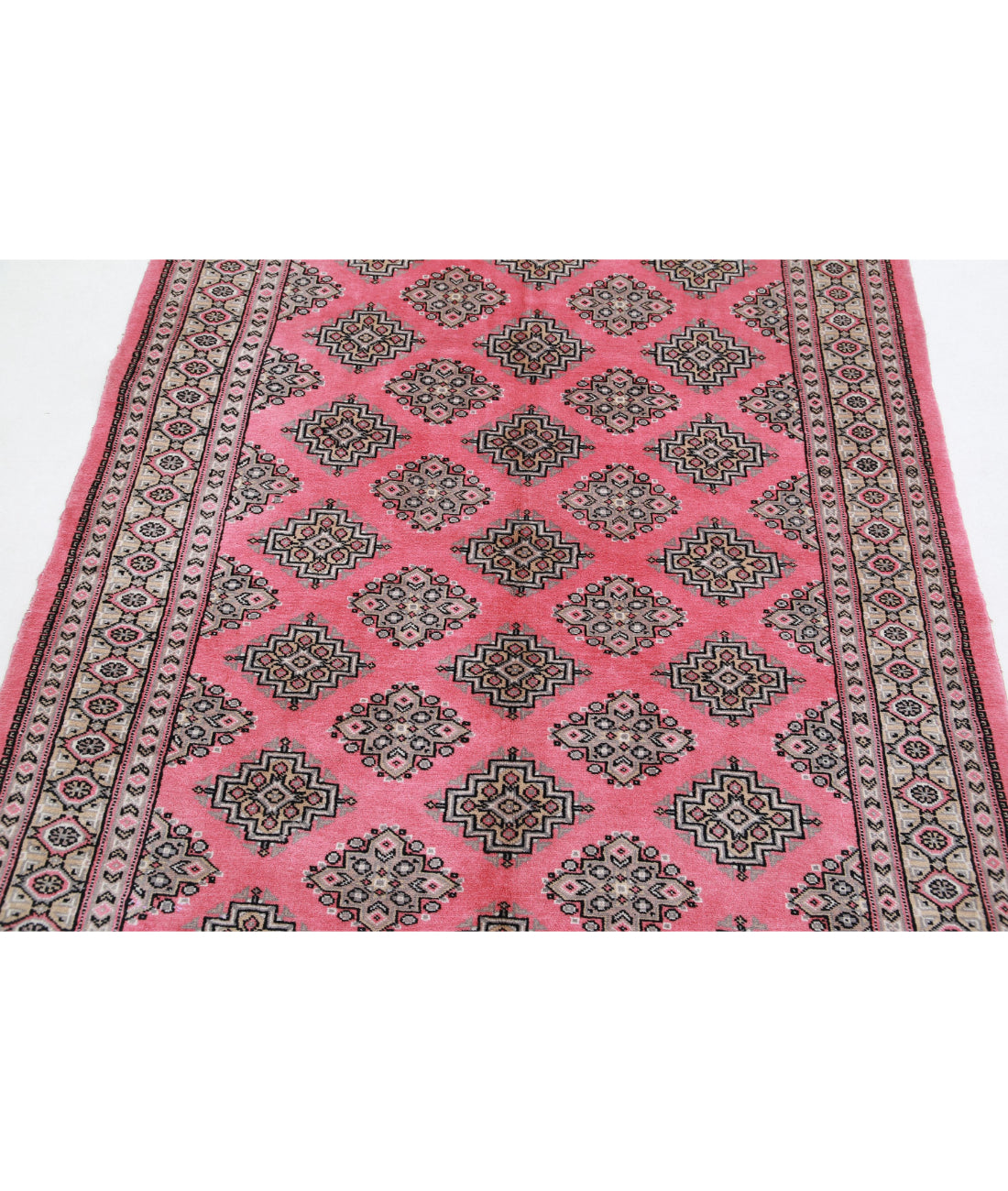 Hand Knotted Tribal Bokhara Wool Rug - 4'7'' x 6'5'' 4'7'' x 6'5'' (138 X 193) / Pink / Gold