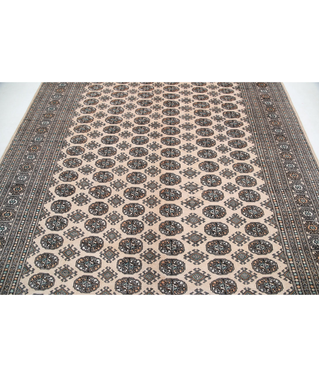 Hand Knotted Tribal Bokhara Wool Rug - 7'10'' x 10'2'' 7'10'' x 10'2'' (235 X 305) / Ivory / Taupe