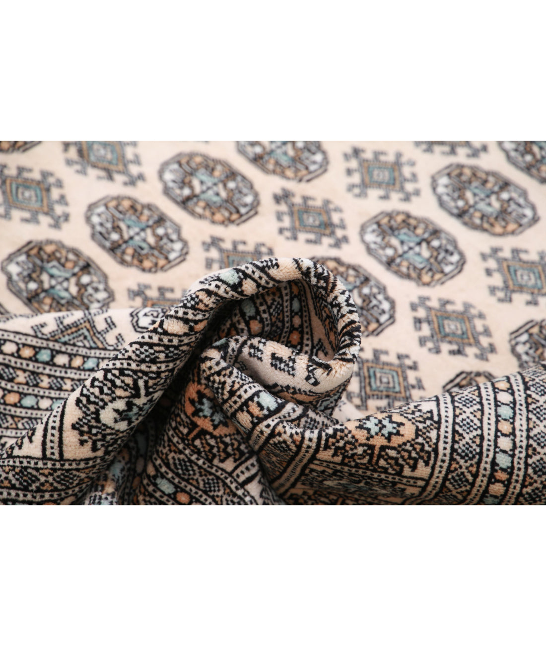 Hand Knotted Tribal Bokhara Wool Rug - 7'10'' x 10'2'' 7'10'' x 10'2'' (235 X 305) / Ivory / Taupe