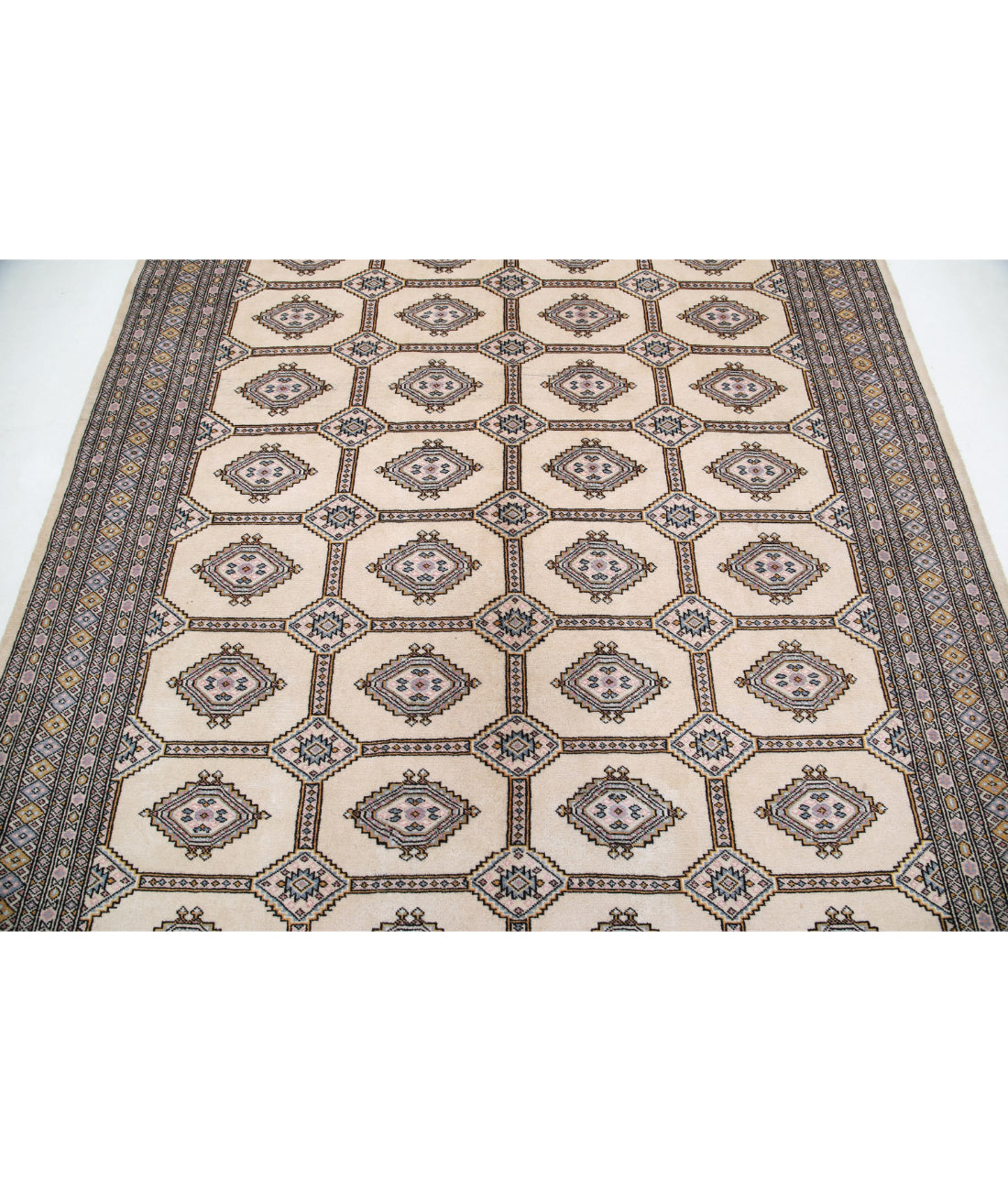 Hand Knotted Tribal Bokhara Wool Rug - 6'7'' x 8'8'' 6'7'' x 8'8'' (198 X 260) / Ivory / Black