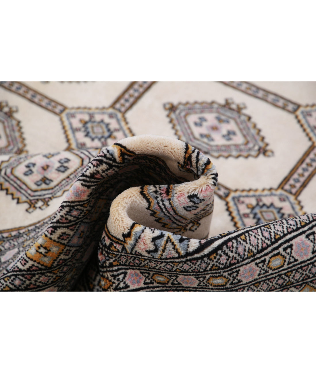 Hand Knotted Tribal Bokhara Wool Rug - 6'7'' x 8'8'' 6'7'' x 8'8'' (198 X 260) / Ivory / Black