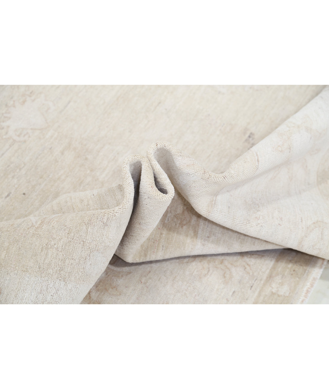 Hand Knotted Fine Serenity Wool Rug - 8'0'' x 9'10'' 8' 0" X 9' 10" (244 X 300) / Beige / Ivory