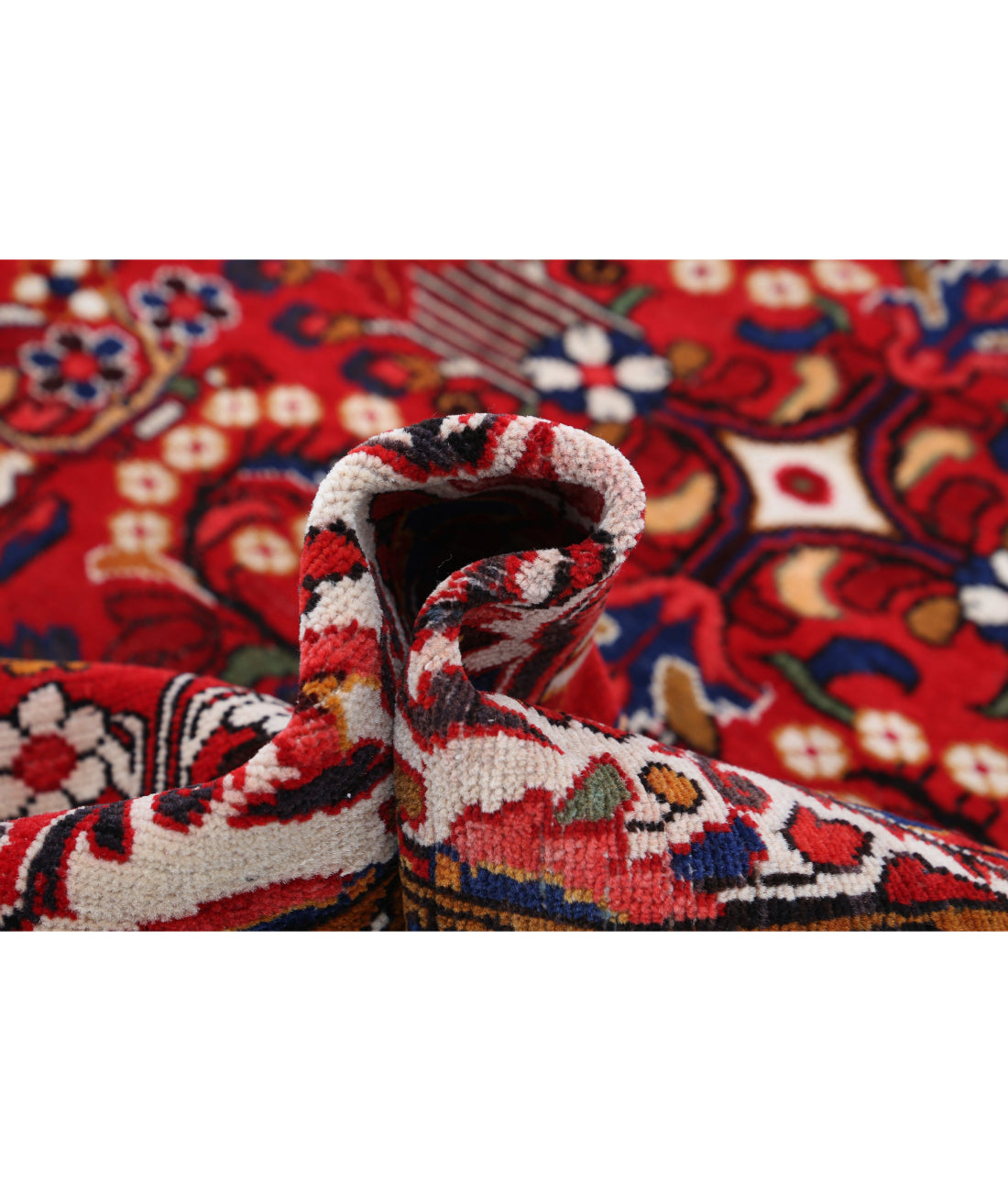 Hand Knotted Persian Hamadan Wool Rug - 4'9'' x 7'8'' 4'9'' x 7'8'' (143 X 230) / Red / Black