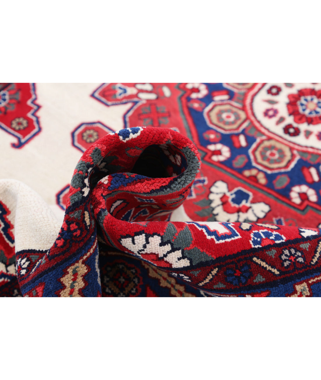 Hand Knotted Persian Hamadan Wool Rug - 4'9'' x 8'11'' 4'9'' x 8'11'' (143 X 268) / Ivory / Blue