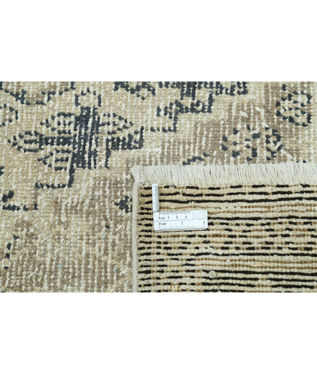 Hand Knotted Vintage Persian Hamadan Wool Rug - 6'10'' x 9'8'' 6'10'' x 9'8'' (205 X 290) / Beige / Grey