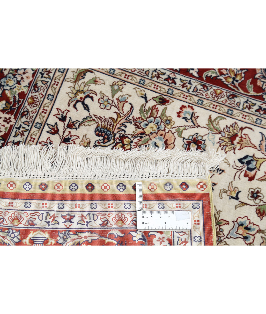 Hand Knotted Masterpiece Hereke Fine Silk Rug - 2'7'' x 4'0'' 2'7'' x 4'0'' (78 X 120) / Ivory / Red