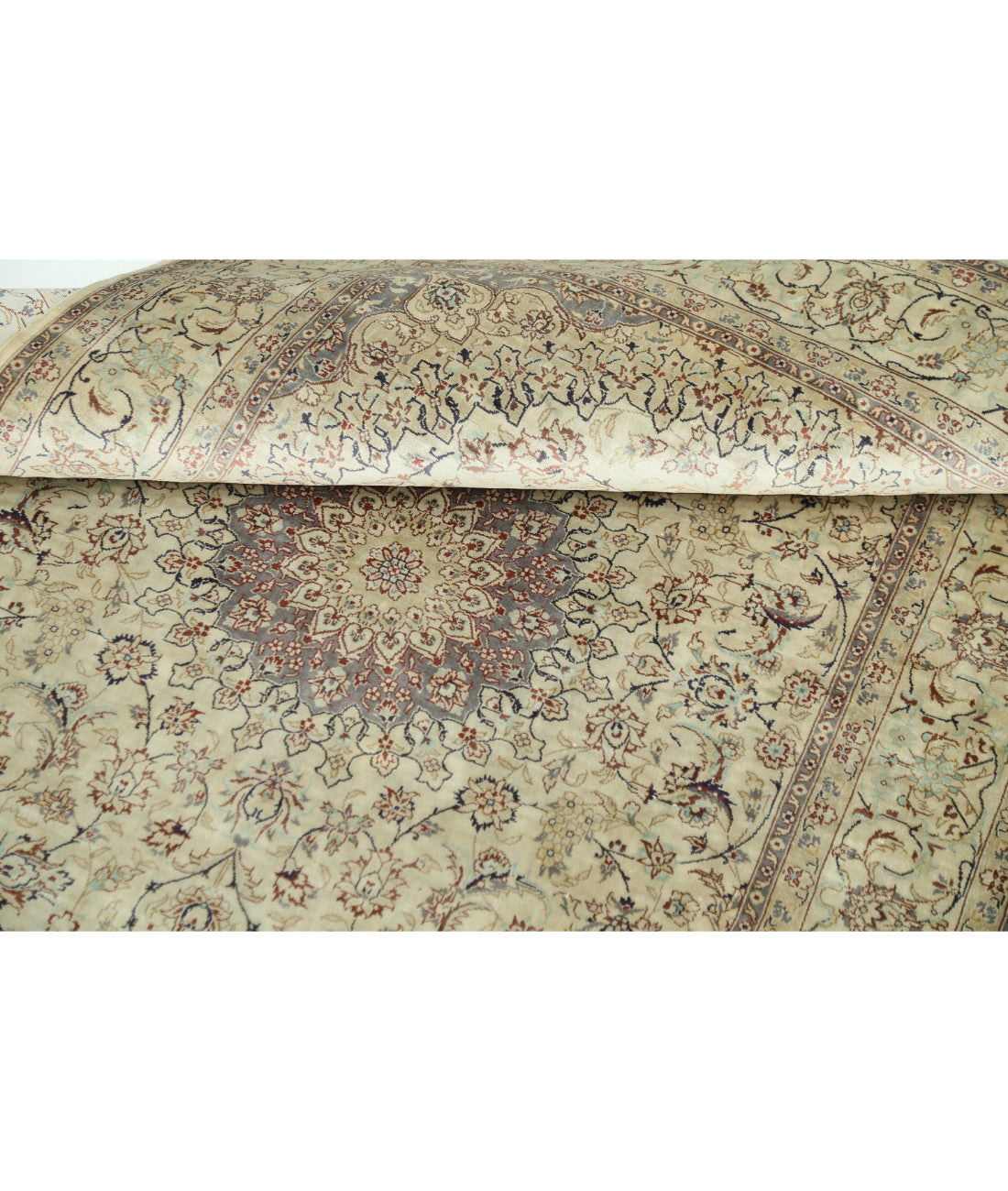 Hand Knotted Masterpiece Hereke Fine Silk Rug - 3'0'' x 5'0'' 3'0'' x 5'0'' (90 X 150) / Beige / Beige