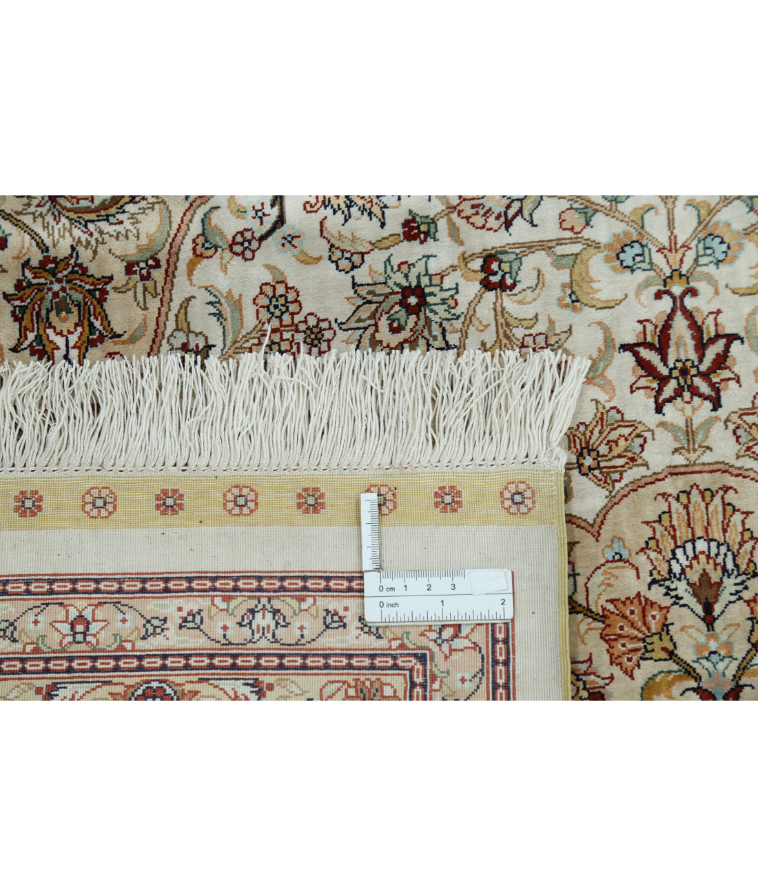 Hand Knotted Masterpiece Hereke Fine Silk Rug - 6'0'' x 9'0'' 6'0'' x 9'0'' (180 X 270) / Ivory / Red