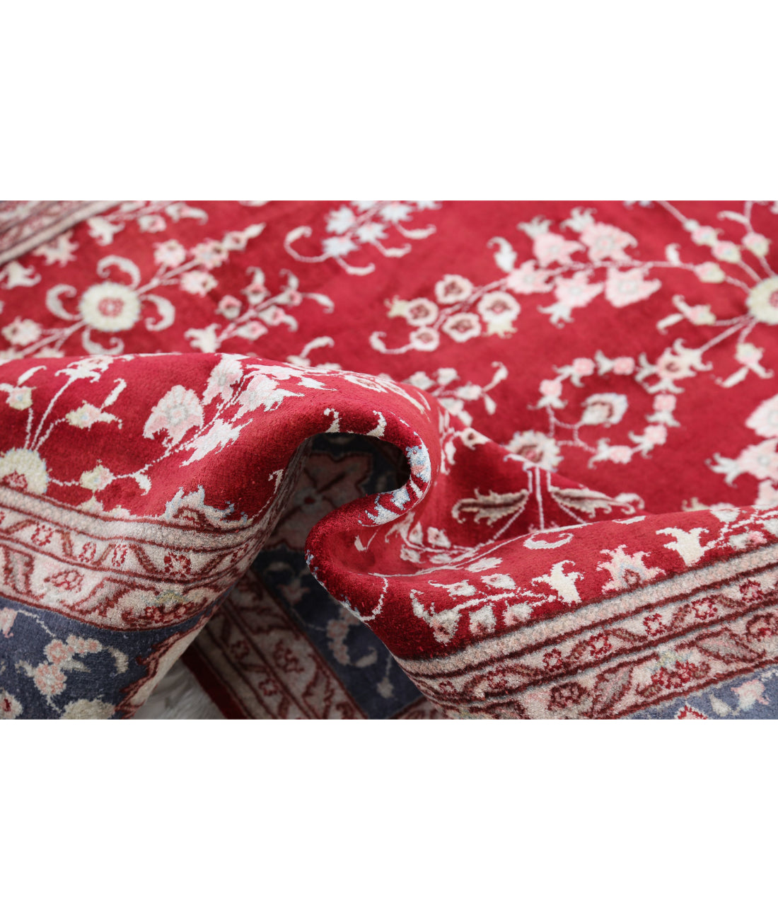 Hand Knotted Traditional Hereke Art Silk Rug - 5'0'' x 7'9'' 5'0'' x 7'9'' (150 X 233) / Red / Grey