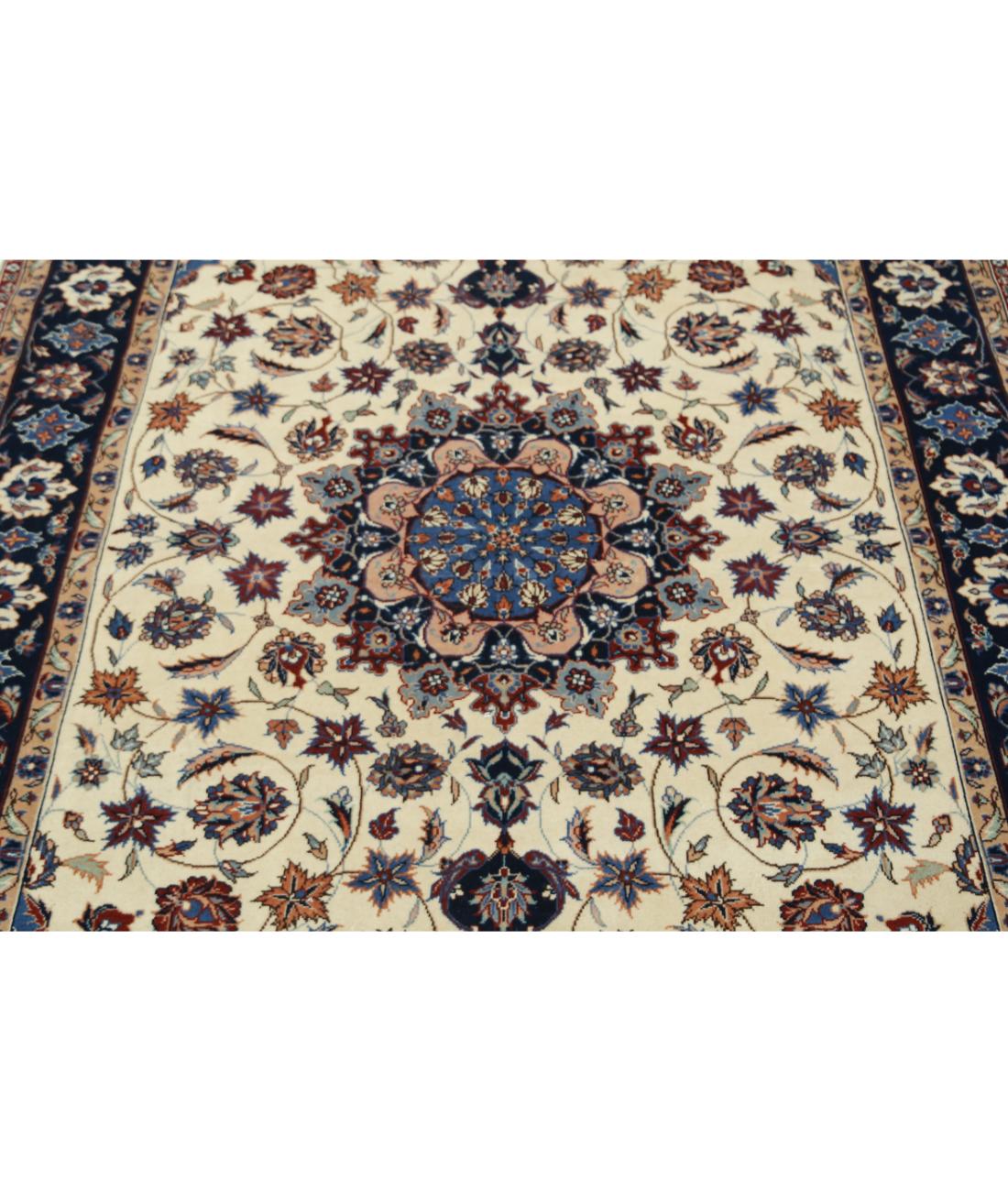 Hand Knotted Heritage Fine Persian Style Wool Rug - 4'11'' x 7'10'' 4' 11" X 7' 10" (150 X 239) / Ivory / Blue