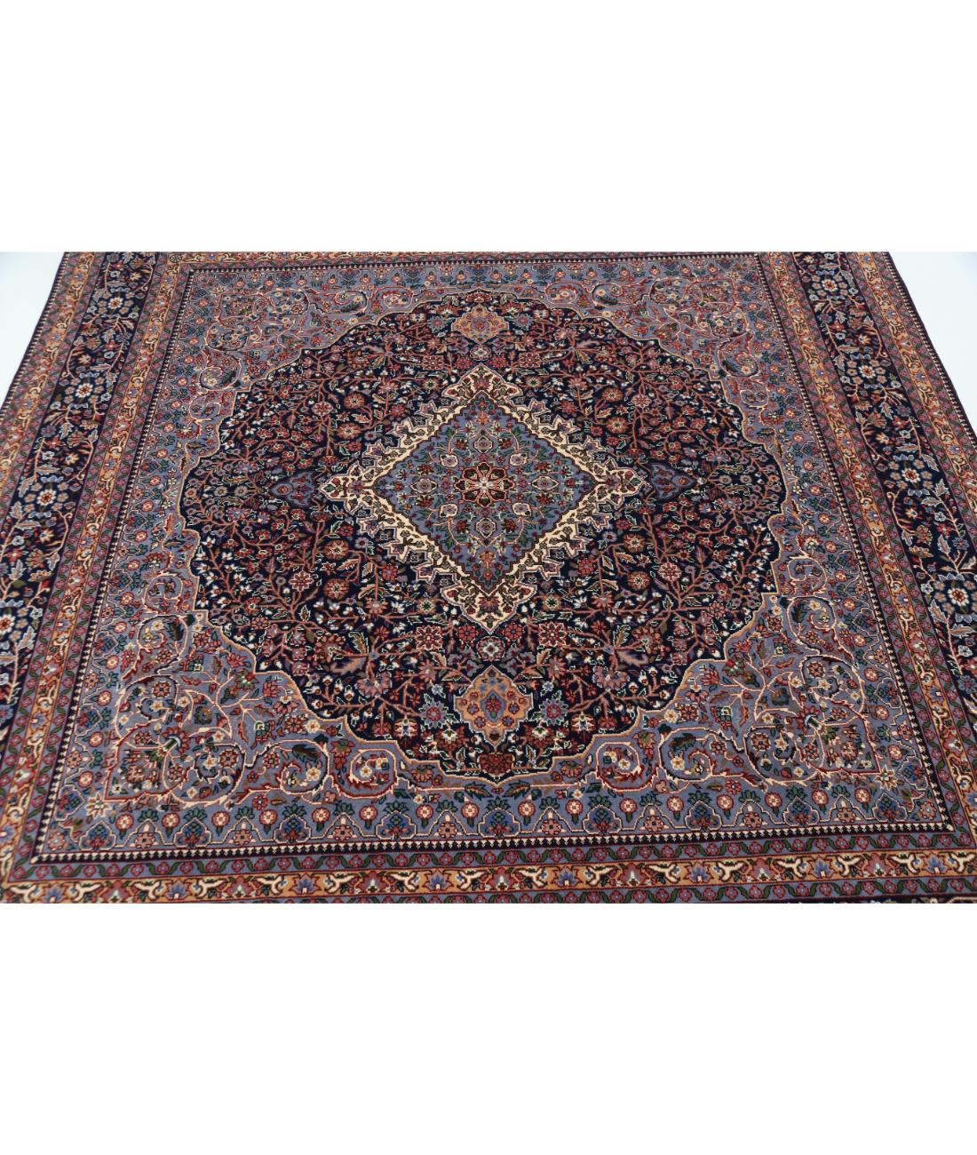 Hand Knotted Heritage Fine Persian Style Wool Rug - 6'10'' x 6'10'' 6' 10" X 6' 10" (208 X 208) / Blue / Blue