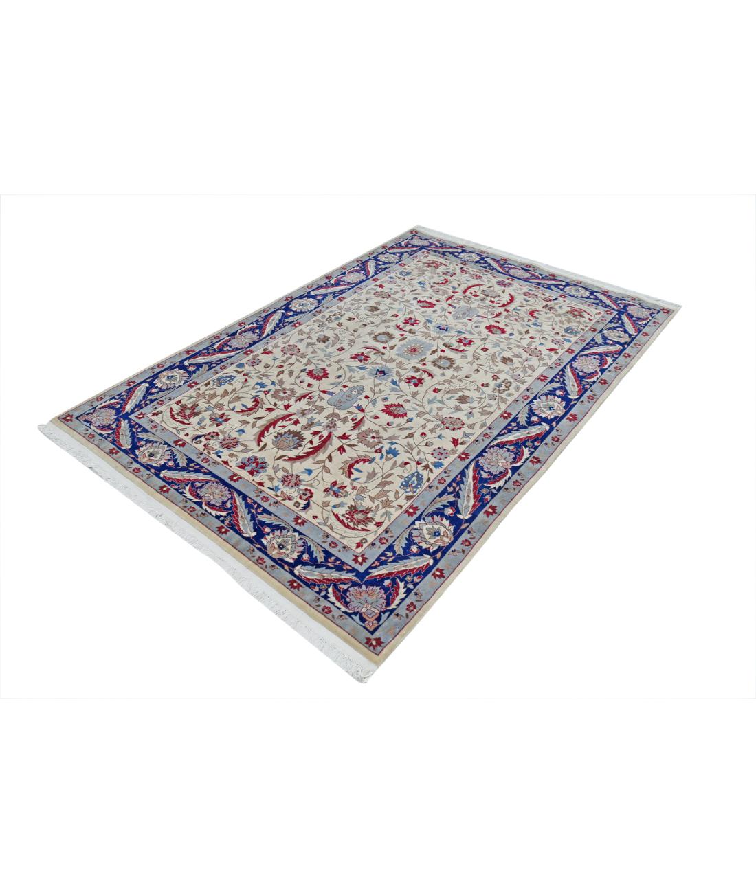 Hand Knotted Heritage Fine Persian Style Wool Rug - 5'0'' x 7'5'' 5' 0" X 7' 5" (152 X 226) / Ivory / Blue