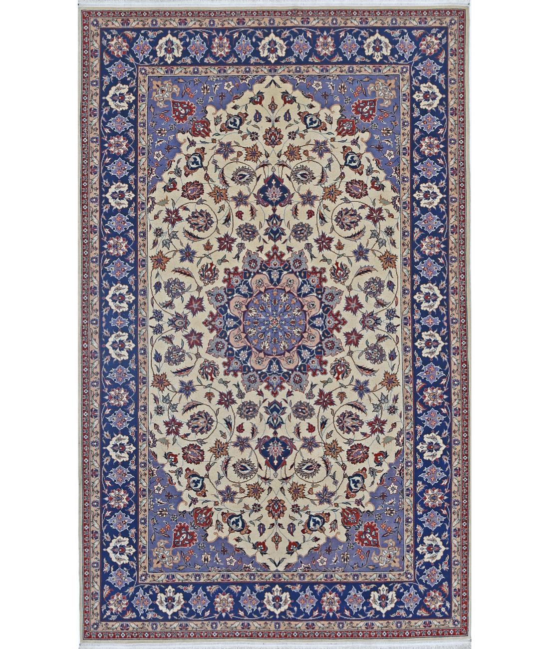 Hand Knotted Heritage Fine Oriental Wool Rug - 4&#39;11&#39;&#39; x 8&#39;0&#39;&#39;