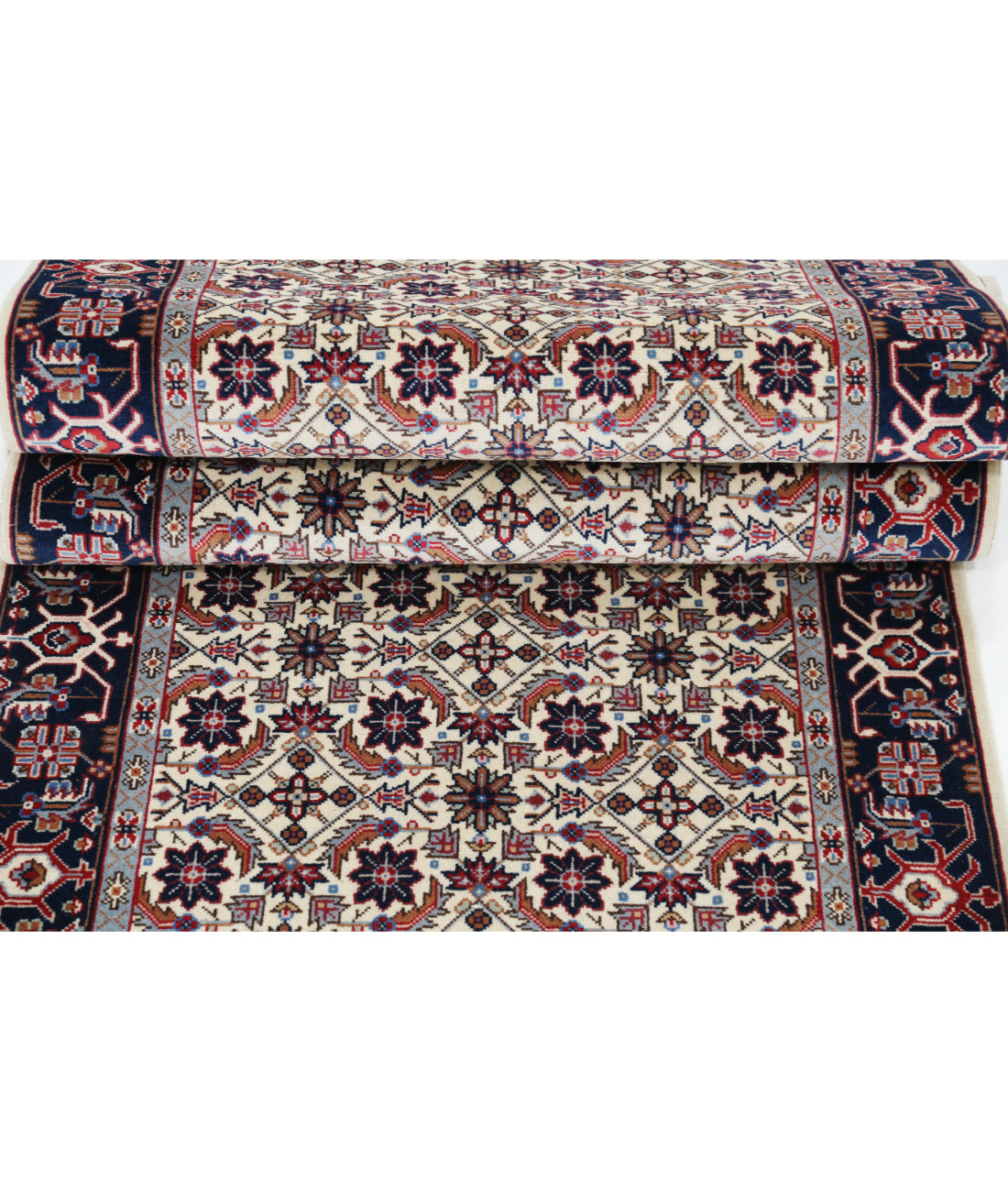 Hand Knotted Heritage Fine Persian Style Wool Rug - 2'6'' x 9'11'' 2' 6" X 9' 11" (76 X 302) / Ivory / Blue