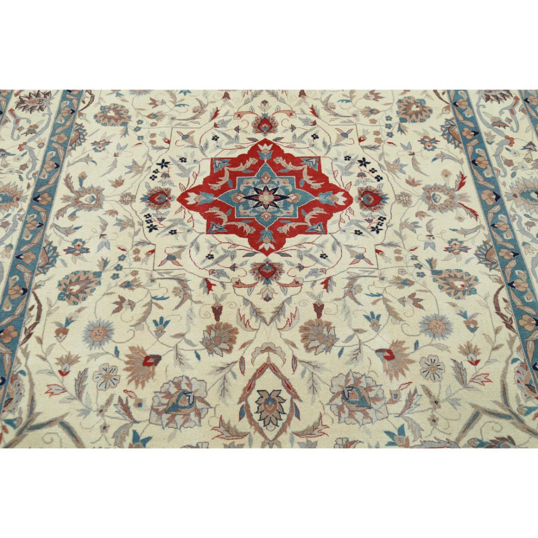 Hand Knotted Heritage Fine Oriental Wool Rug - 6'1'' x 9'0''