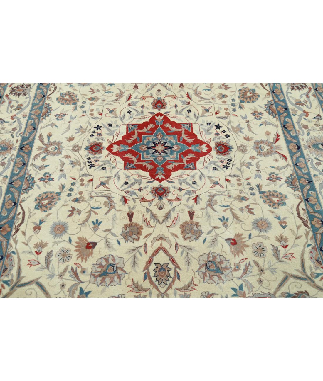 Hand Knotted Heritage Fine Persian Style Wool Rug - 6'1'' x 9'0'' 6' 1" X 9' 0" (185 X 274) / Ivory / Blue