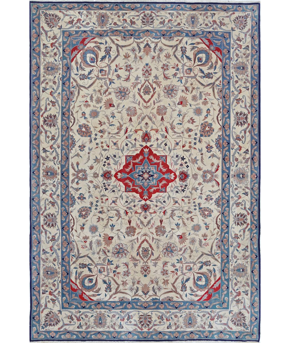 Hand Knotted Heritage Fine Oriental Wool Rug - 6'1'' x 9'0''