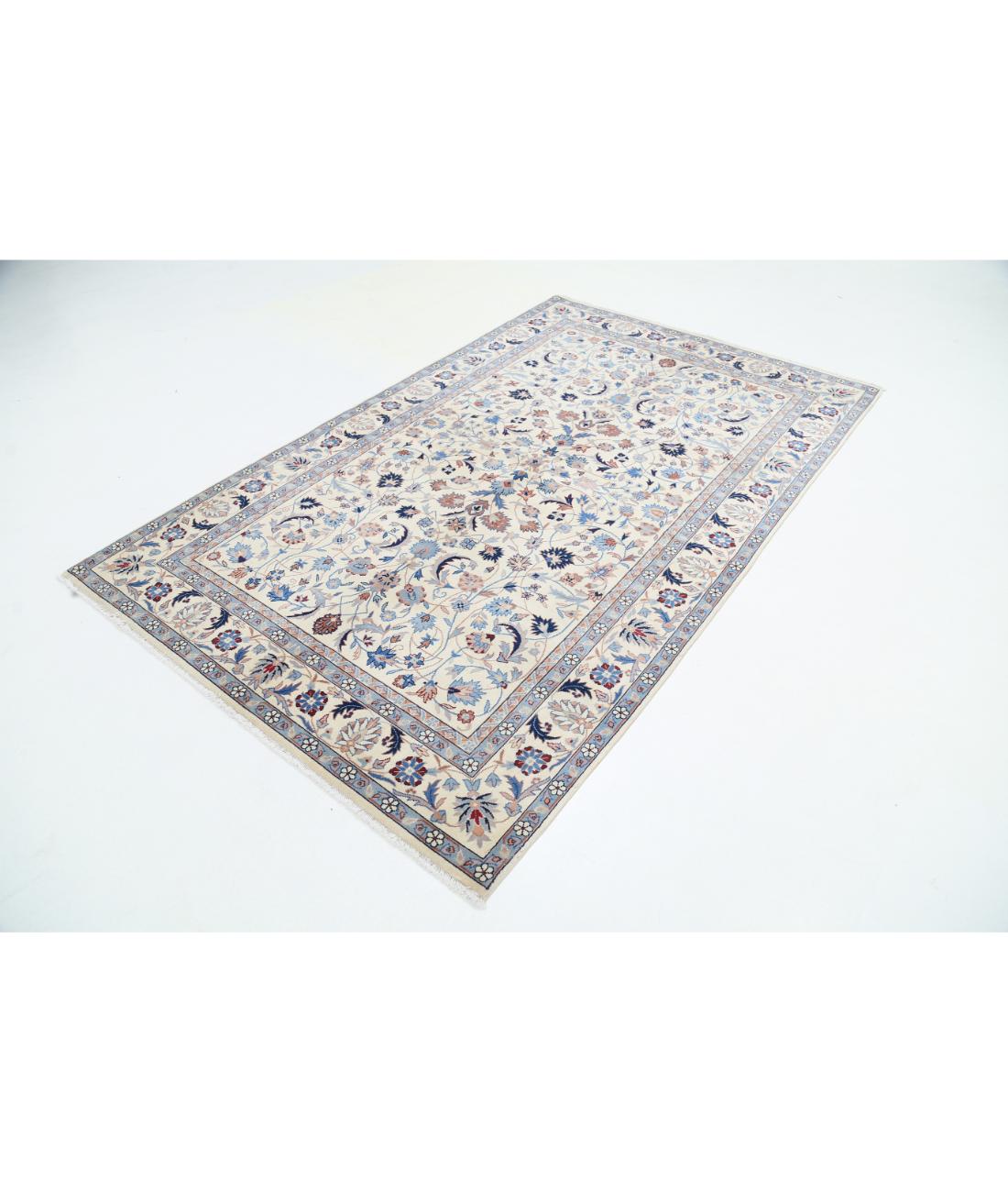 Hand Knotted Heritage Fine Persian Style Wool Rug - 5'0'' x 8'0'' 5' 0" X 8' 0" (152 X 244) / Ivory / Blue