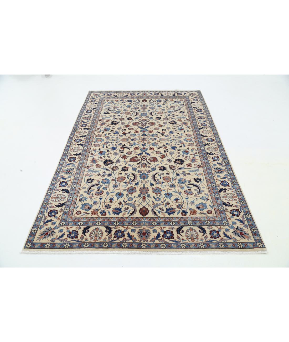 Hand Knotted Heritage Fine Persian Style Wool Rug - 5'0'' x 8'0'' 5' 0" X 8' 0" (152 X 244) / Ivory / Blue