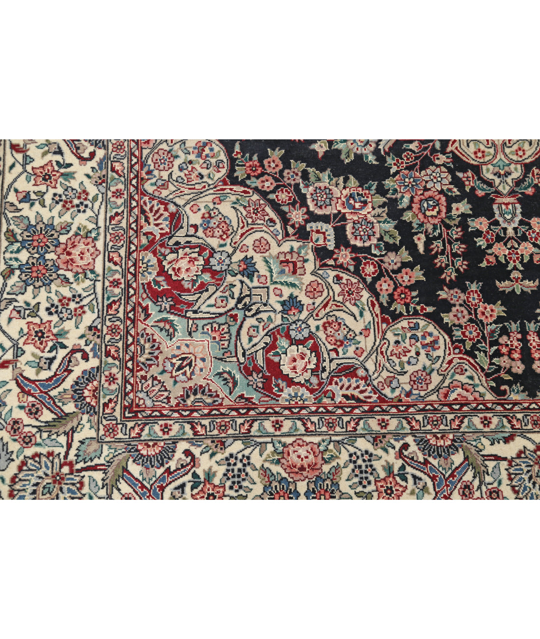 Hand Knotted Heritage Fine Persian Style Wool Rug - 5'1'' x 8'7'' 5' 1" X 8' 7" (155 X 262) / Black / Ivory