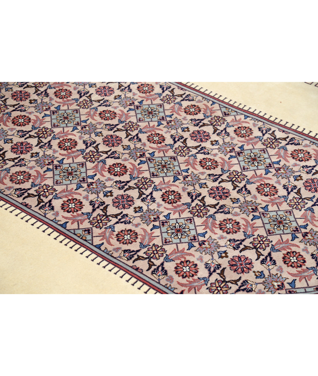 Hand Knotted Heritage Fine Persian Style Wool Rug - 7'11'' x 10'10'' 7' 11" X 10' 10" (241 X 330) / Ivory / Blue