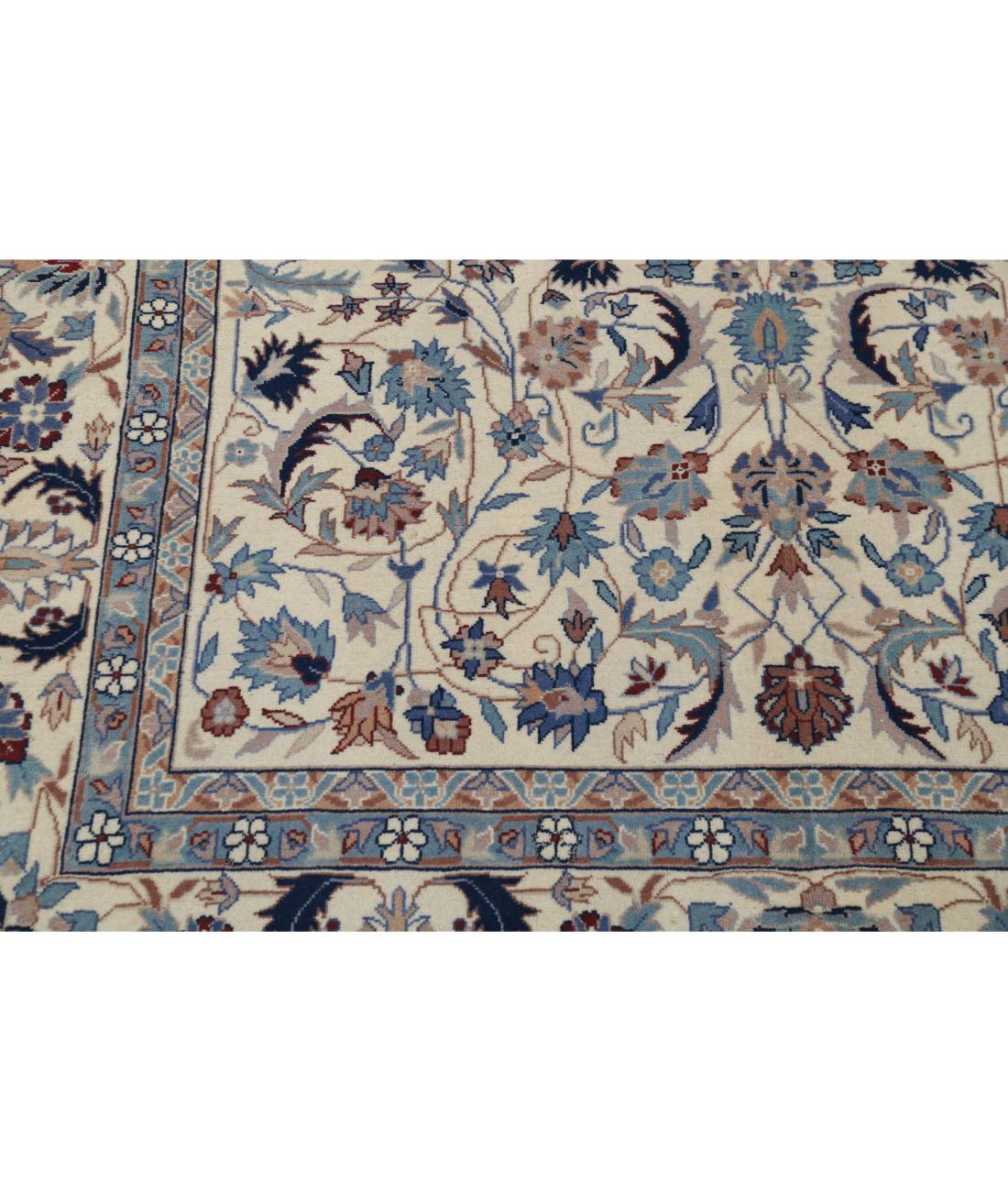 Hand Knotted Heritage Persian Style Wool Rug - 4'11'' x 8'0'' 4' 11" X 8' 0" (150 X 244) / Ivory / Blue