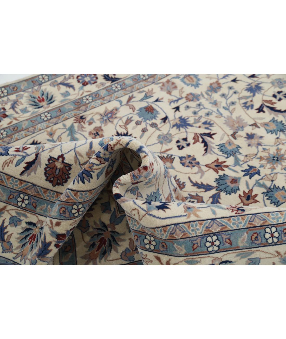 Hand Knotted Heritage Persian Style Wool Rug - 4'11'' x 8'0'' 4' 11" X 8' 0" (150 X 244) / Ivory / Blue