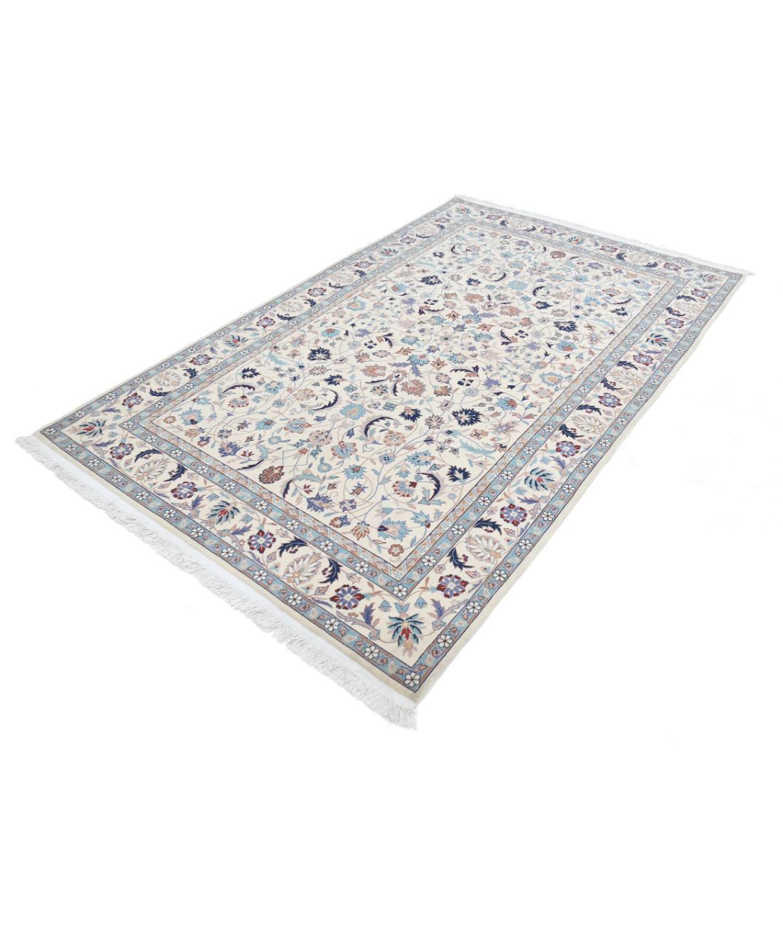 Hand Knotted Heritage Persian Style Wool Rug - 5'0'' x 7'4'' 5' 0" X 7' 4" (152 X 224) / Ivory / Blue