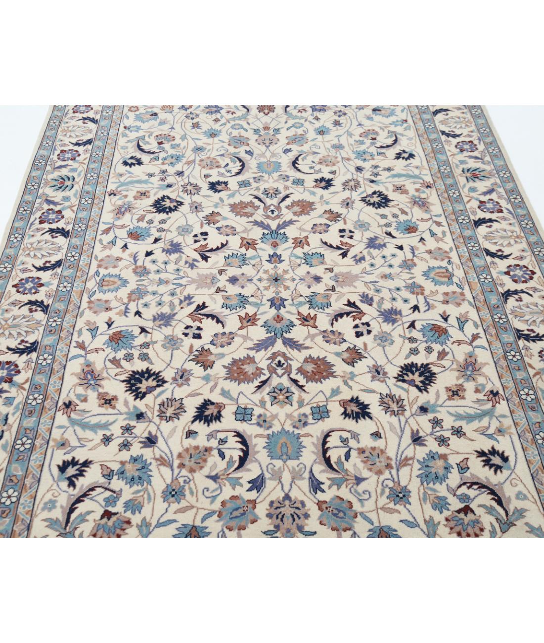 Hand Knotted Heritage Persian Style Wool Rug - 5'0'' x 7'4'' 5' 0" X 7' 4" (152 X 224) / Ivory / Blue