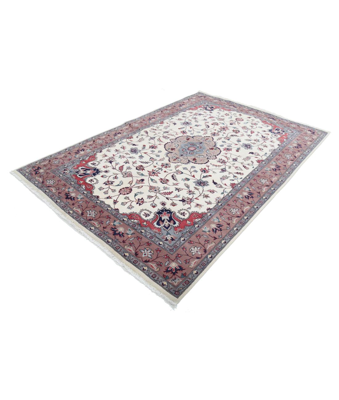 Hand Knotted Heritage Persian Style Wool Rug - 6'0'' x 9'0'' 6' 0" X 9' 0" (183 X 274) / Ivory / Taupe